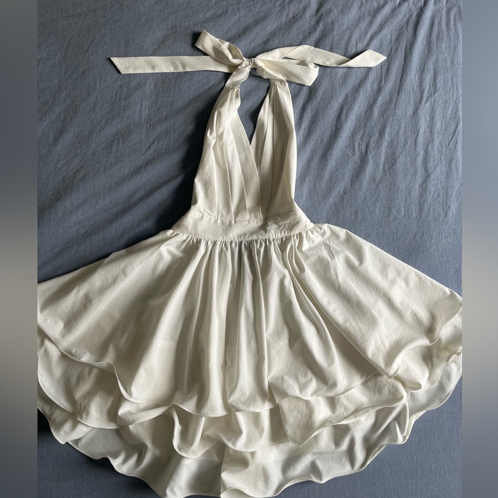 Intrigue couture Marylin Monroe style white halter dress. Never worn!